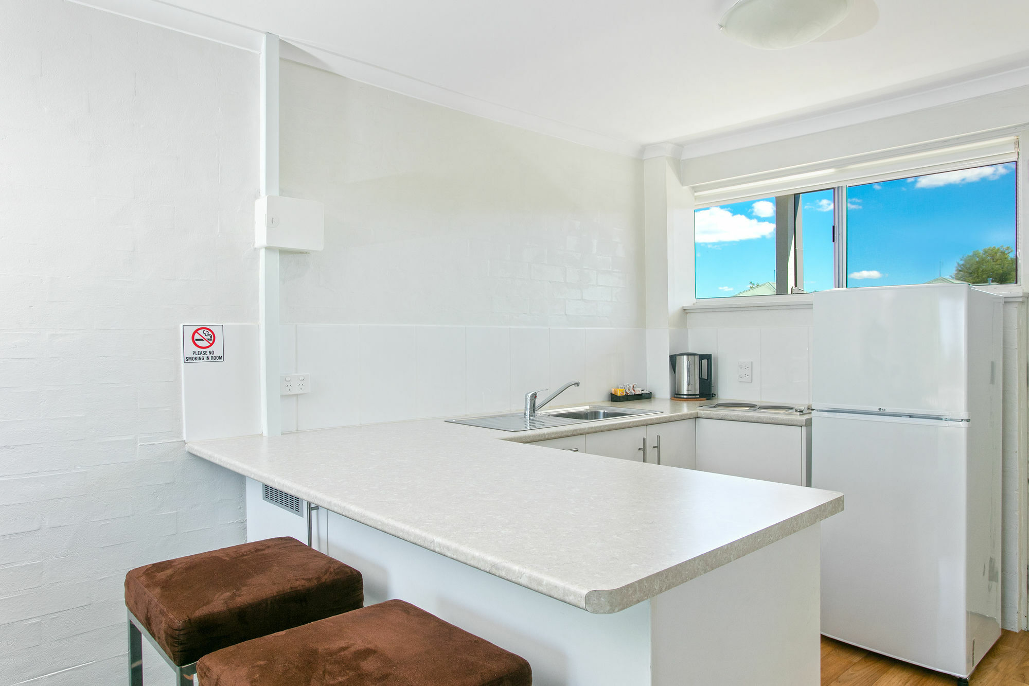 Bathurst Studio Apartments Exterior photo